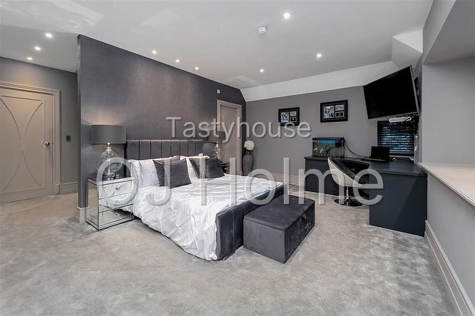 Room-To-Let