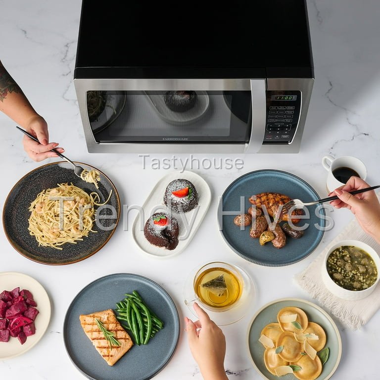 Farberware 1.3 cu ft Microwave Oven