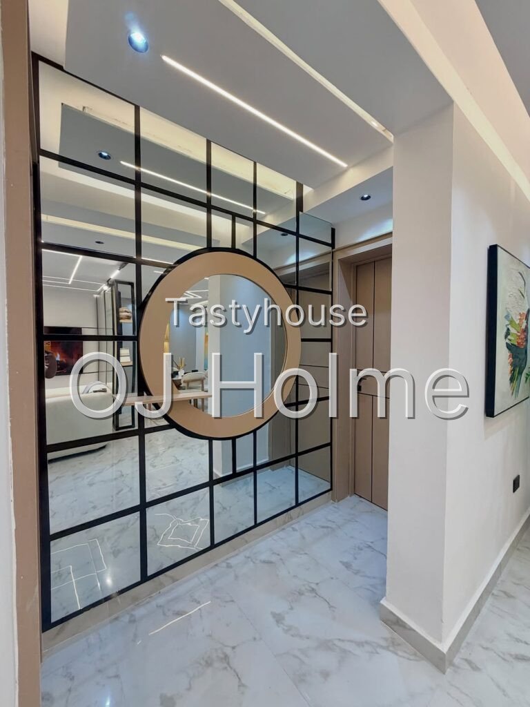 5 Bedroom Duplex