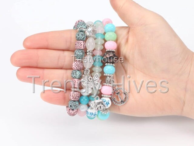 Heshpaws 4 PCS Bohemian Stretch Anchor Bracelets Elephant Butterfly Retro Bracelets