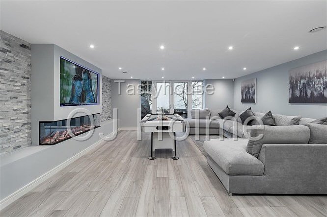 Room-To-Let