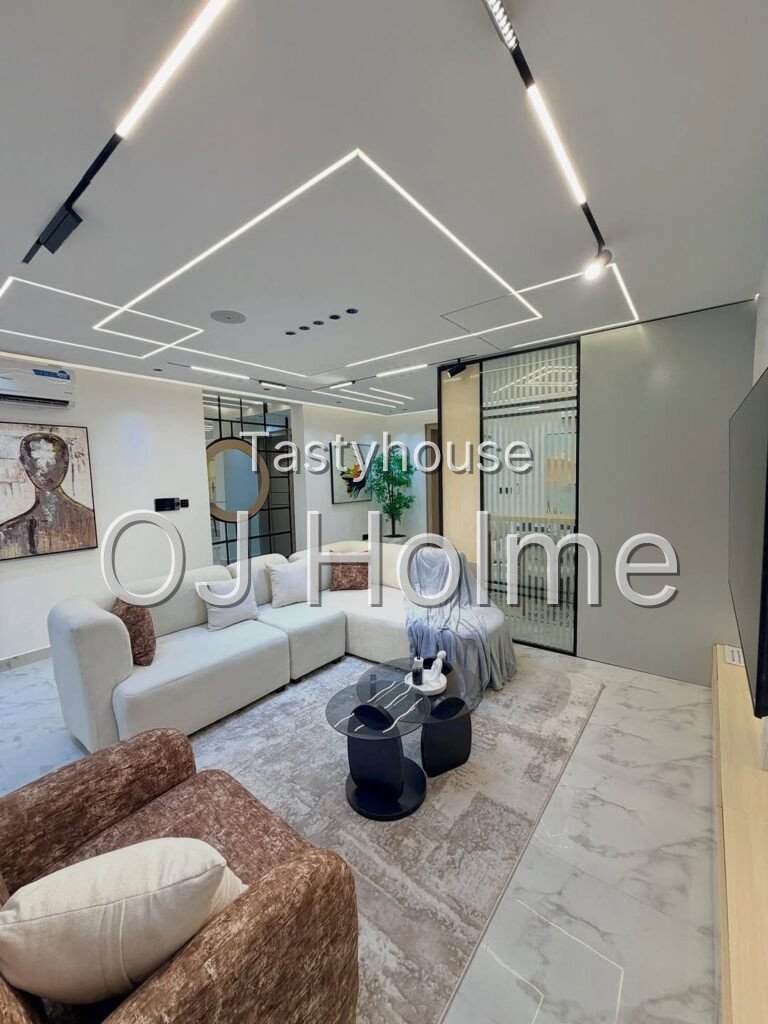5 Bedroom Duplex