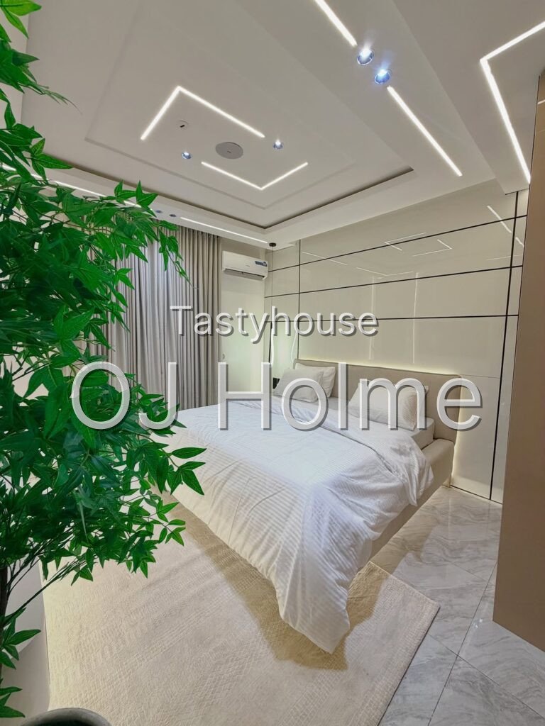 5 Bedroom Duplex