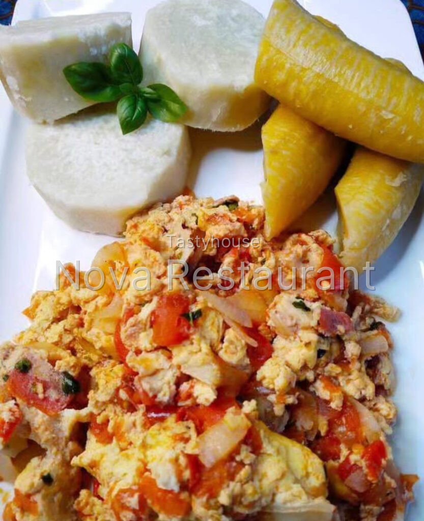 Boiled Yam, Planintain & fried eggs