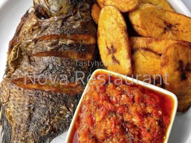 Grilled Fish & Plantain
