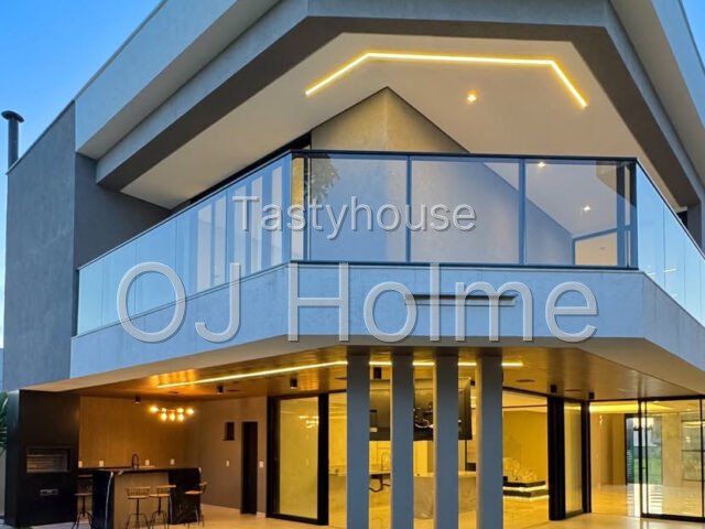 Luxurious 6-Bedroom Villa with Indoor & Outdoor Swimming Pools