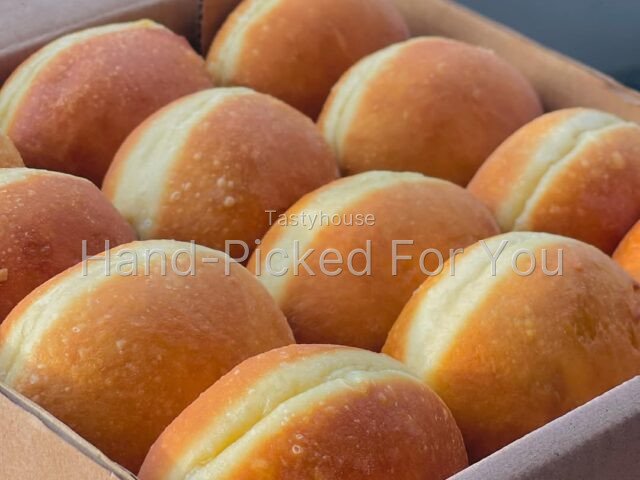 Box of 6 doughnuts