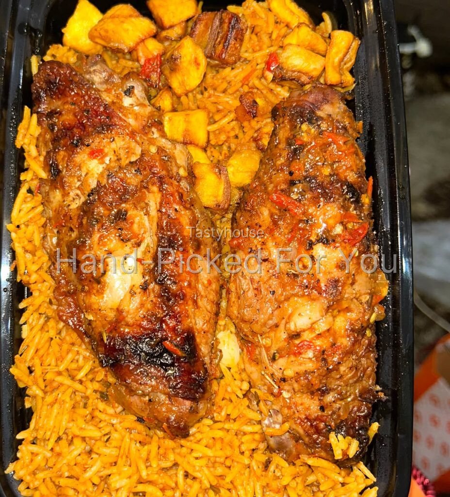 Maxi meaty jollof x 2 piece of turkey & plantain