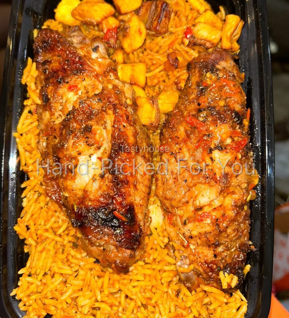 Maxi meaty jollof x 2 piece of turkey & plantain