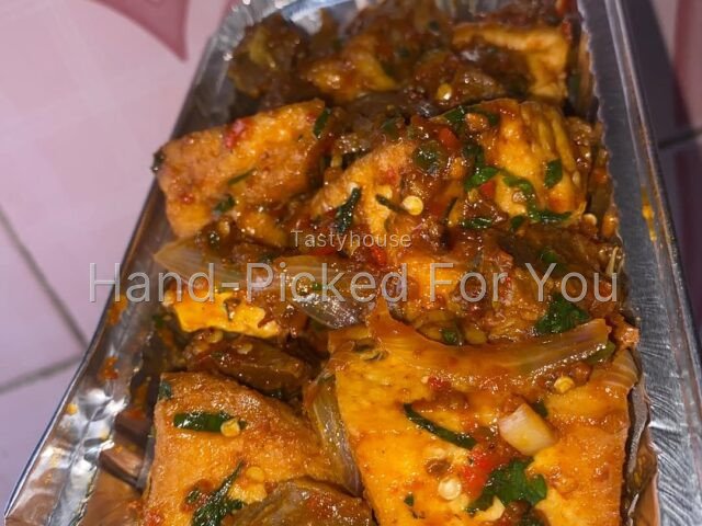 Awara with diced meat Sauce