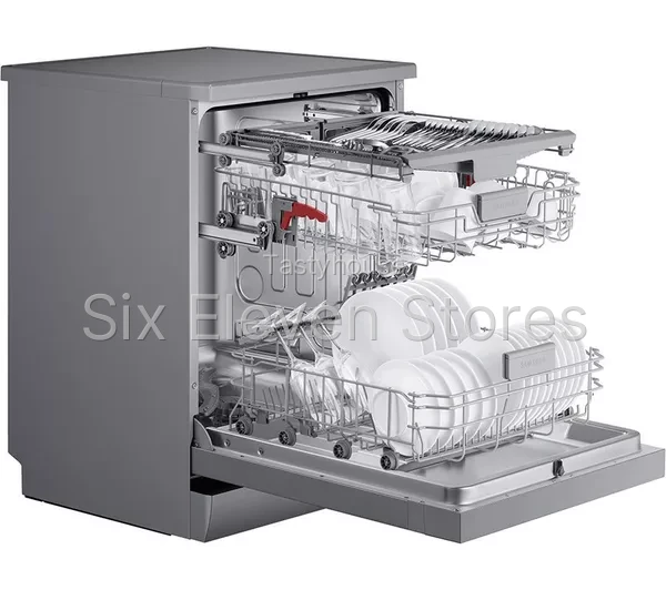 SAMSUNG Series 7 DW60CG550FSREU Full Size Dishwasher