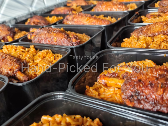 Smokey party jollof with plantain x turkey