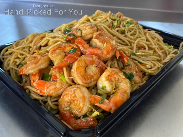 A pack of spicy Prawn spaghetti
