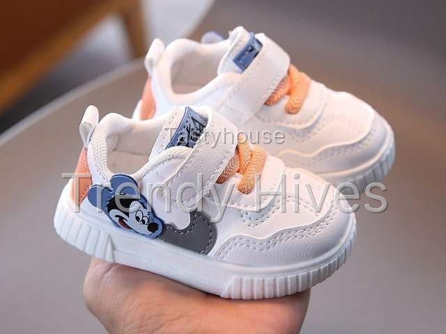 Baby shoes